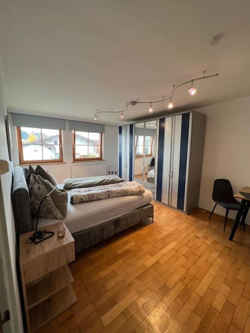 Einzimmerwohnung Im Gruenen/Innsbruck/2 Pax Exterior foto